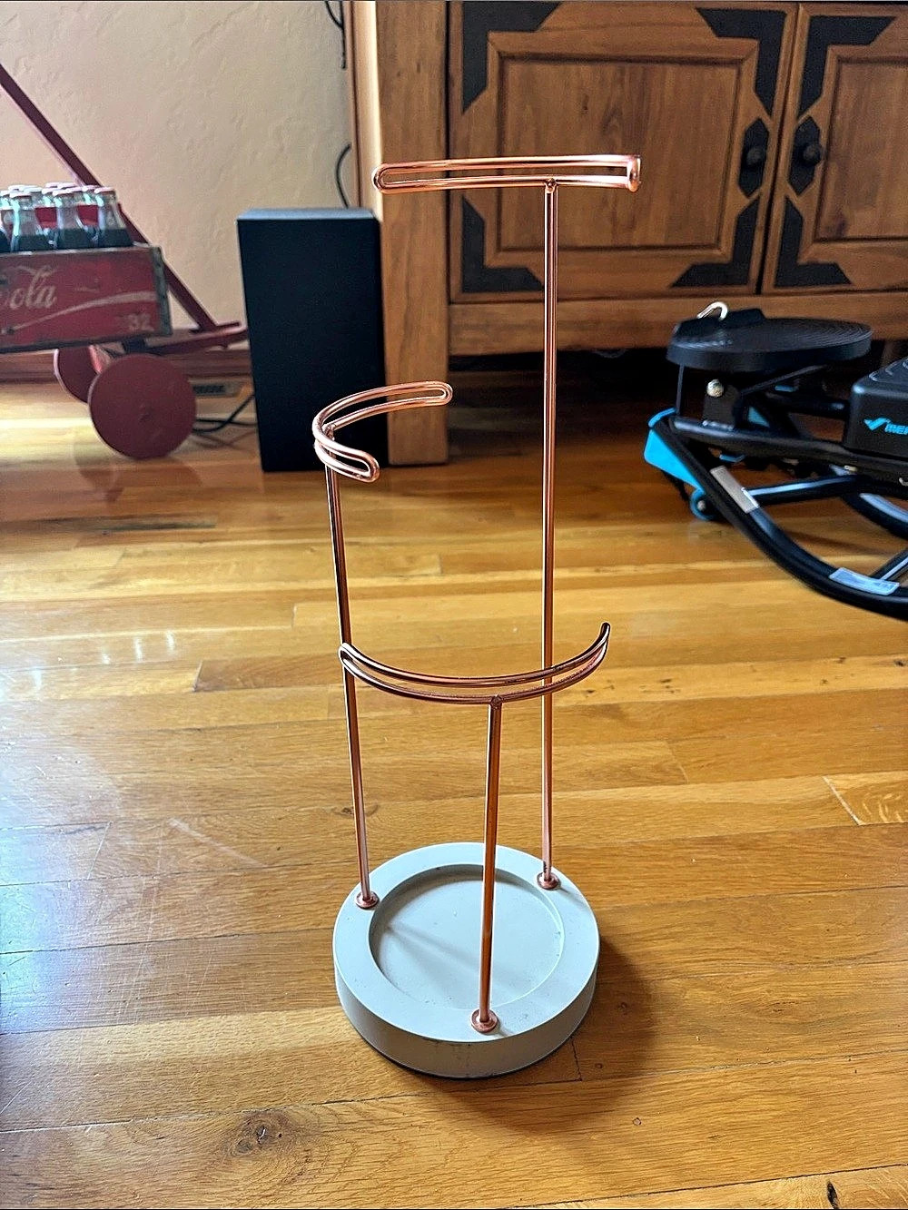 Jewelry Organizer Stand in Rose Gold & White Like New